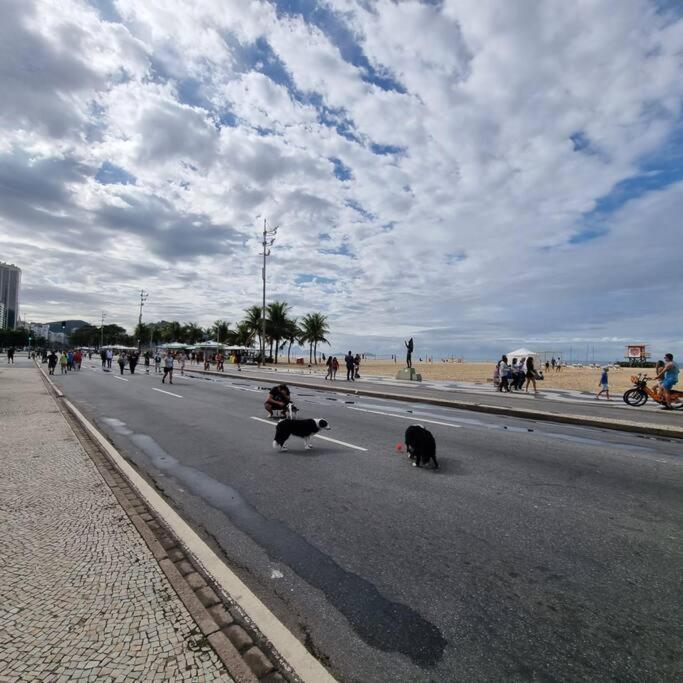 Apartamento Em Copacabana A 100 Metros Da Praia Rio de Janeiro Eksteriør billede